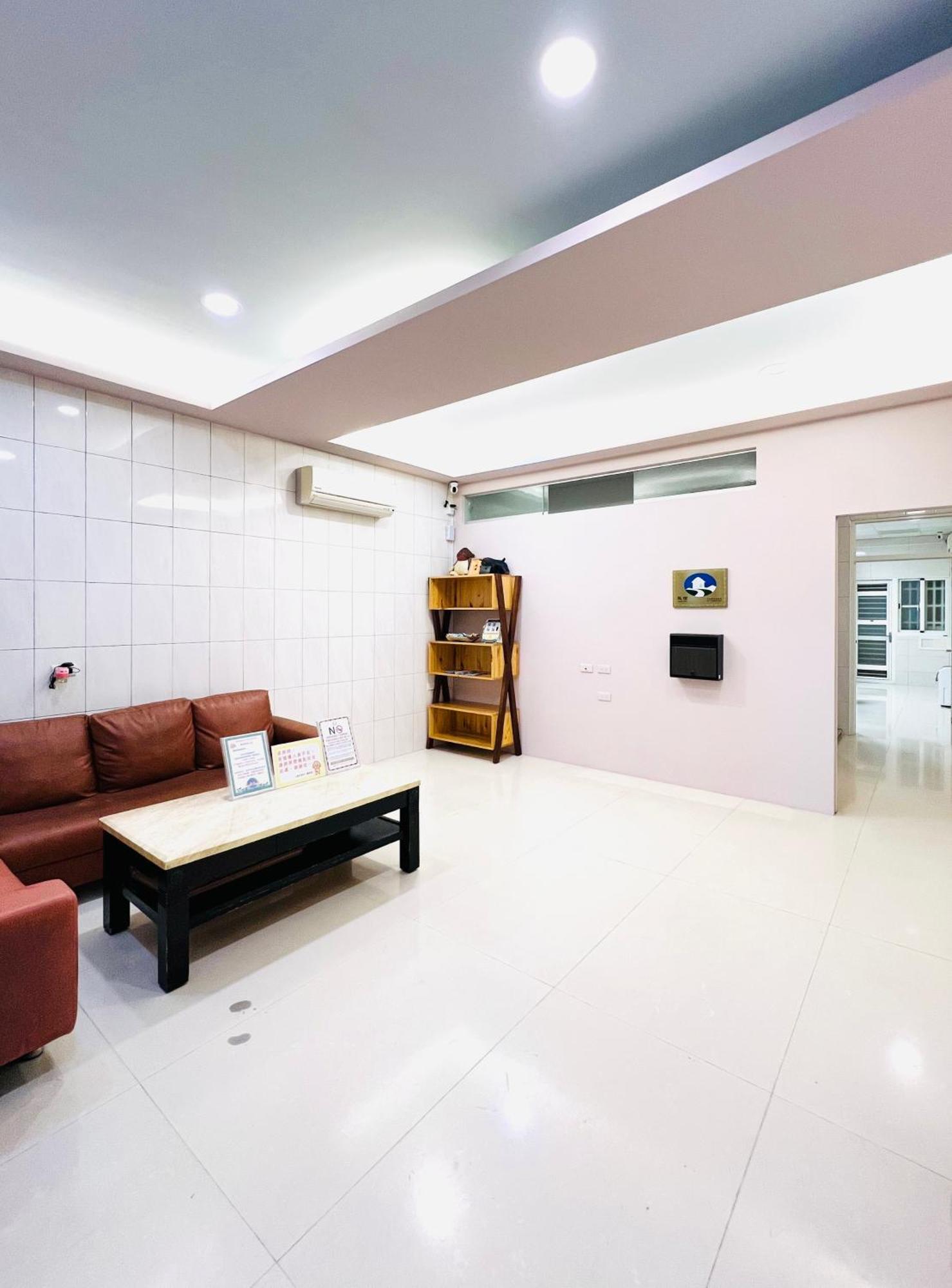 Zhuji Hostel Донґан Екстер'єр фото