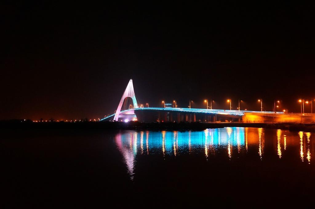 Zhuji Hostel Донґан Екстер'єр фото